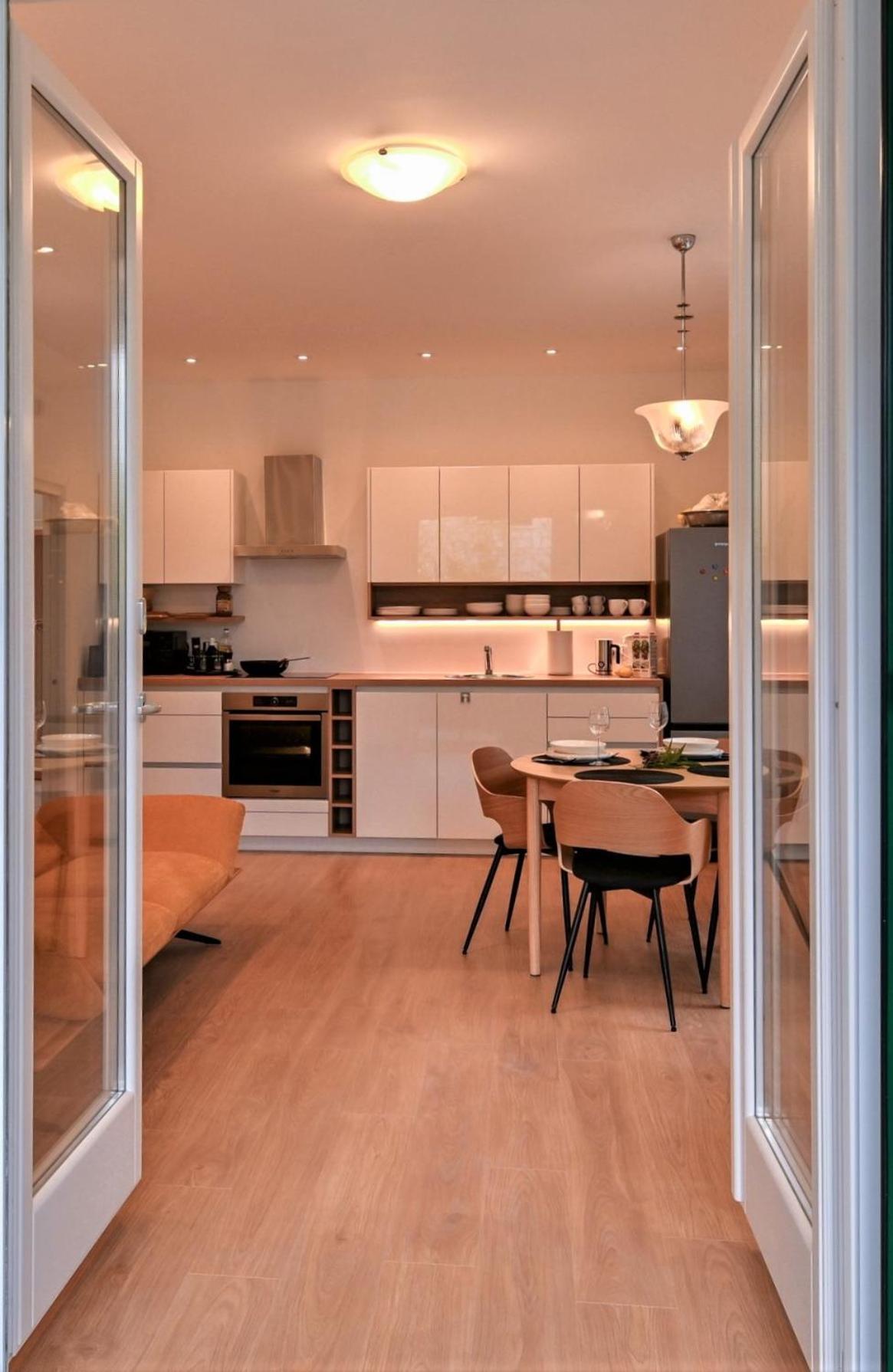 Apartman Maraska Zadar Bagian luar foto