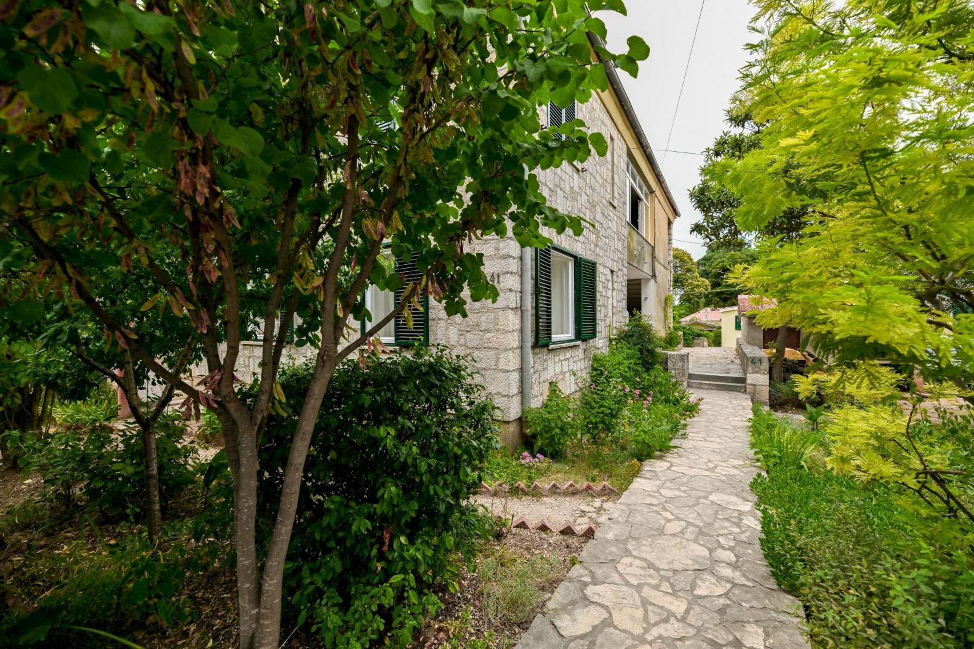 Apartman Maraska Zadar Bagian luar foto