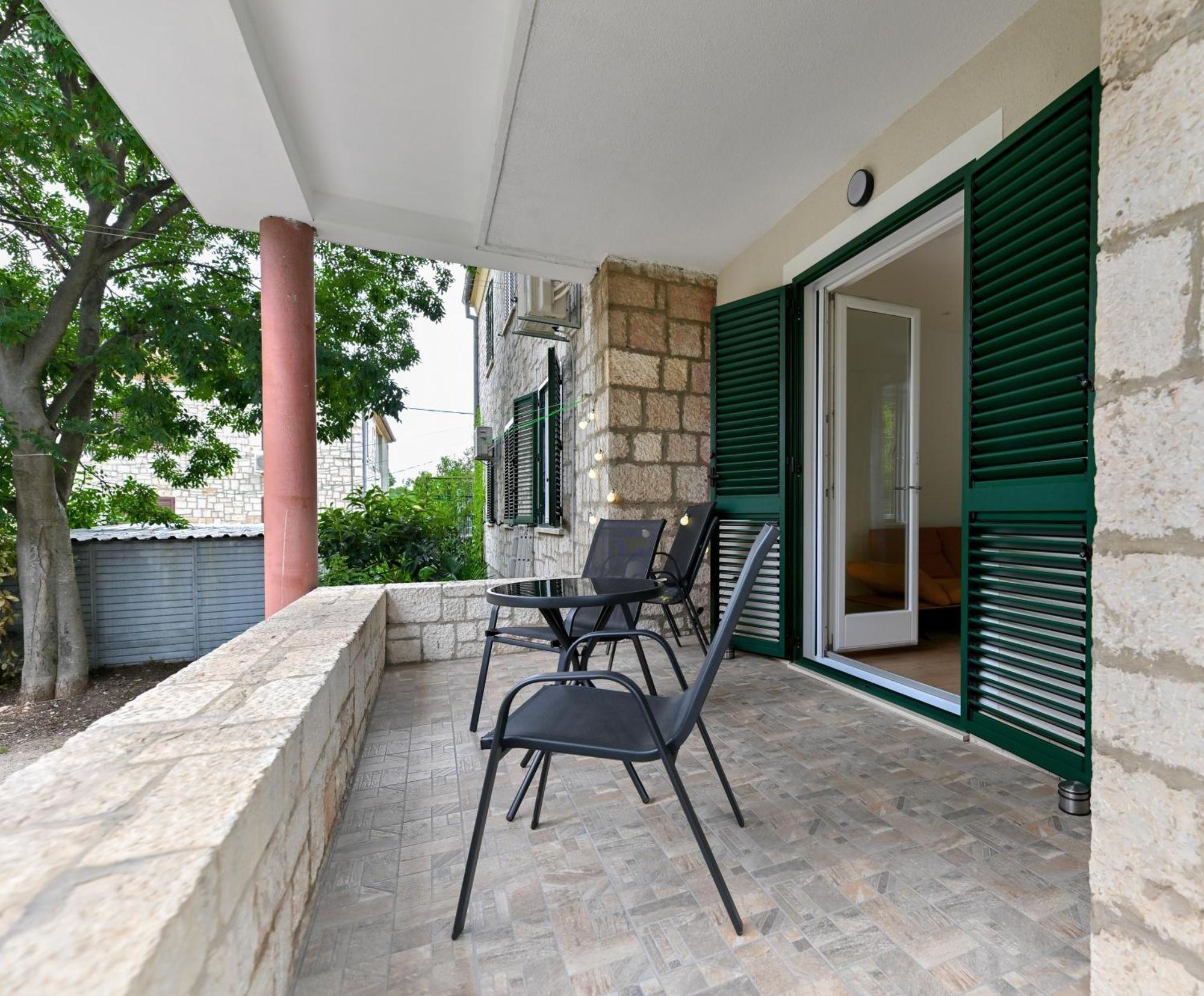 Apartman Maraska Zadar Bagian luar foto